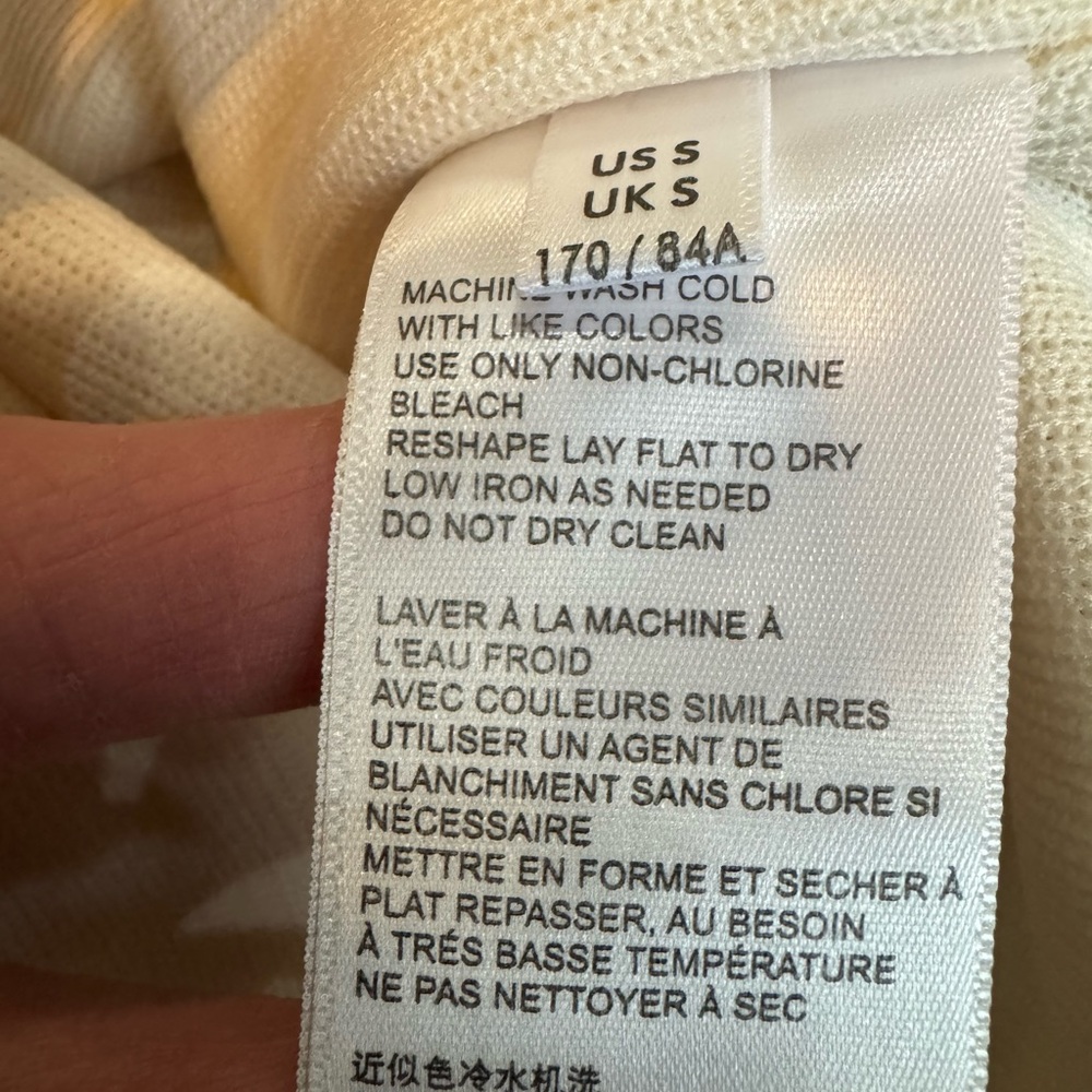 Women’s Urban Outfitters Cream Sweater Size - M - Picture 5 of 6